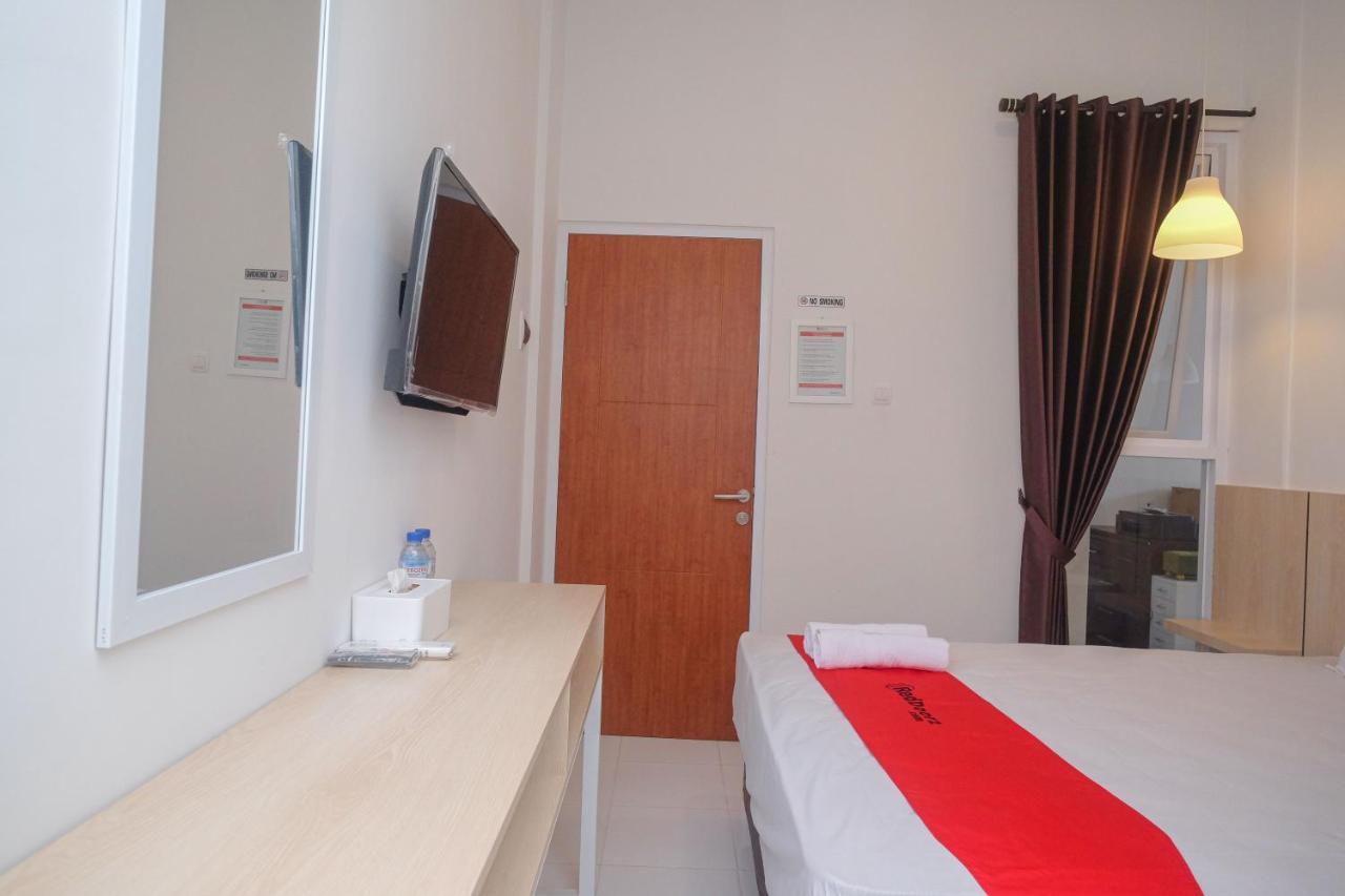 Reddoorz Syariah @ Tlogosari Semarang Hotel Alastuwo Bagian luar foto